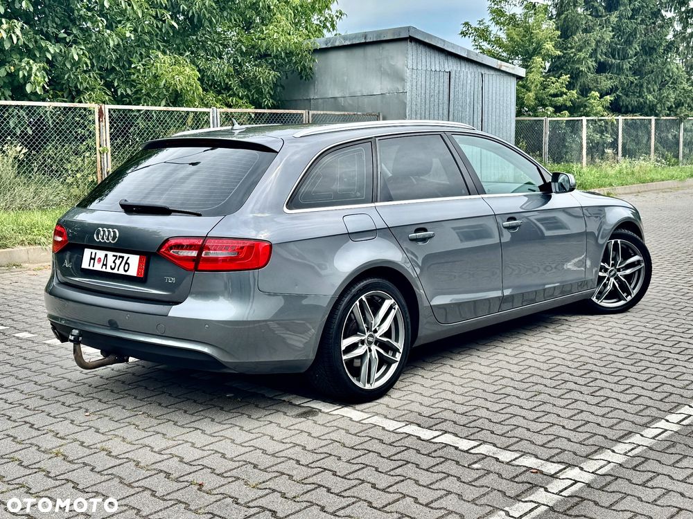 Audi A4 Avant 2.0 TDI DPF Attraction - 12