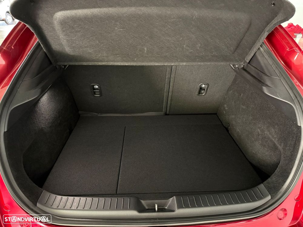 Mazda CX-30 2.0 Sky-G Excellence AT - 17