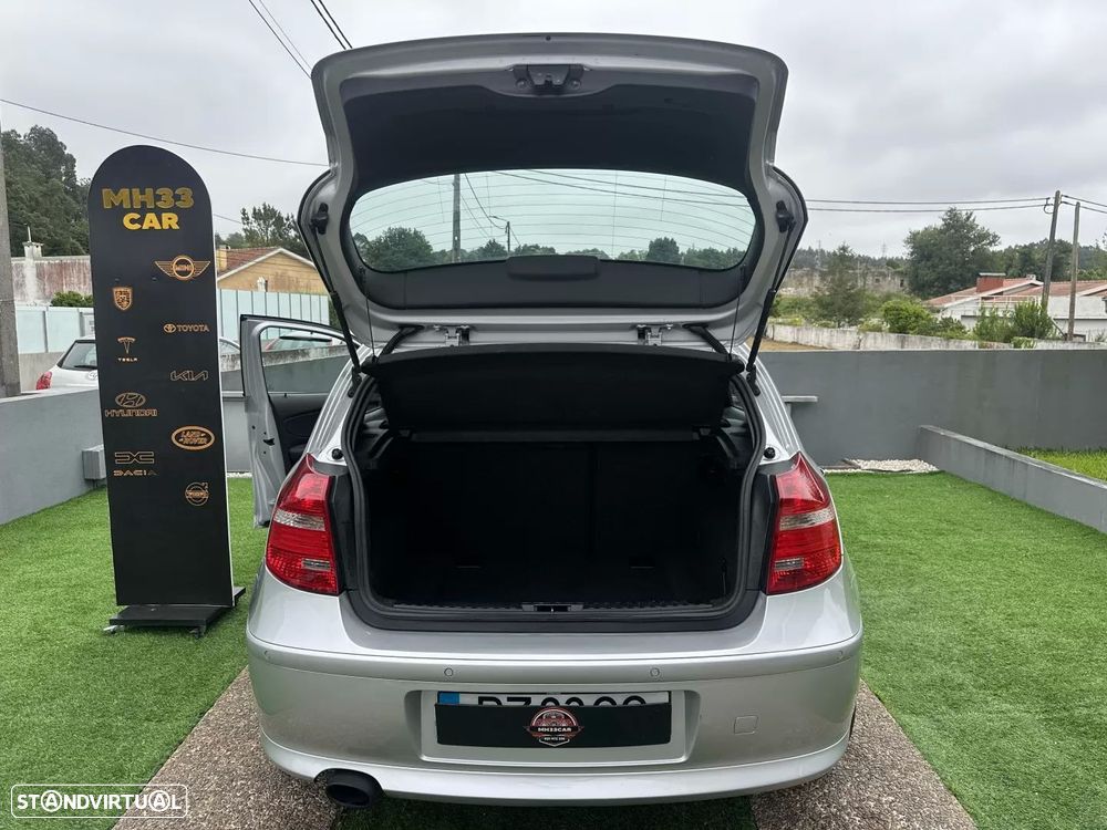 BMW 118 d Line Sport - 23