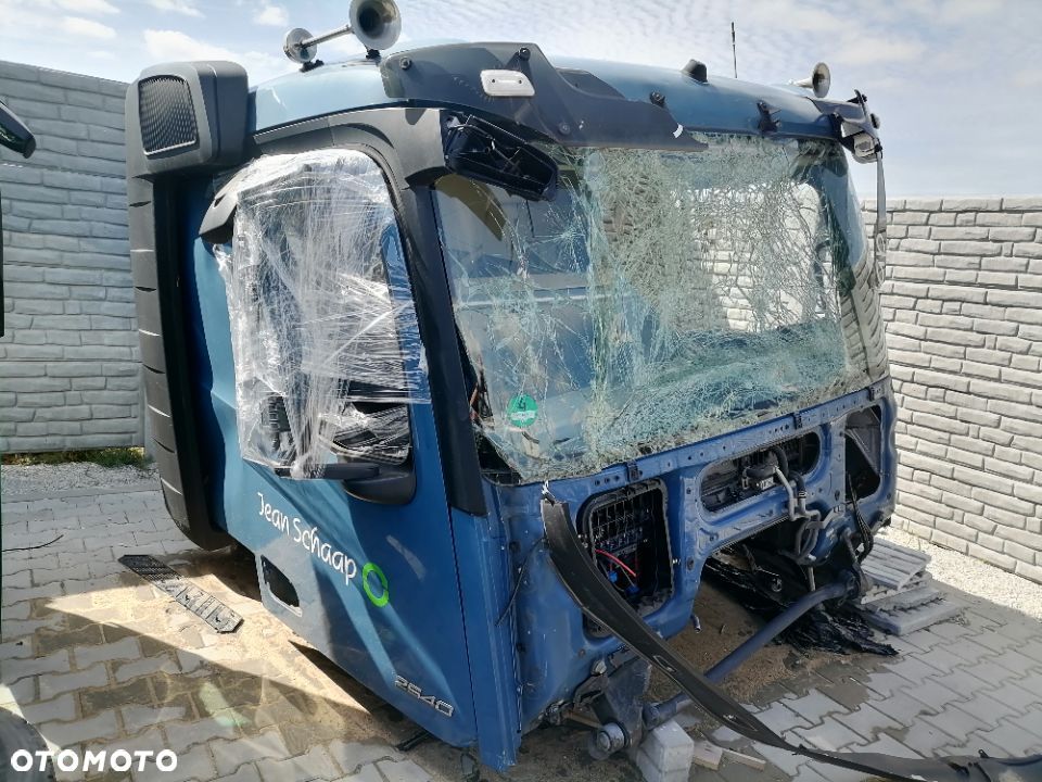Kabina Antos Arocs Actros MP4 ClassicSpace L-cab - 4