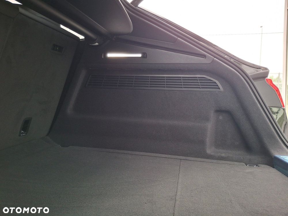 Audi Q8 - 14