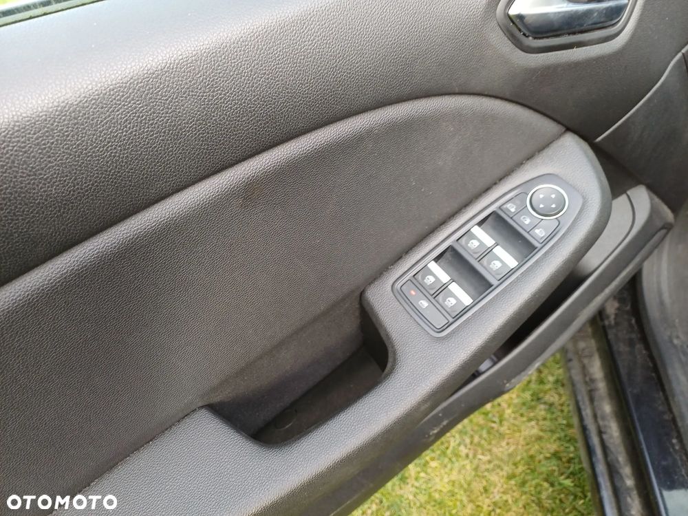 Renault Clio TCe 100 EXPERIENCE - 13