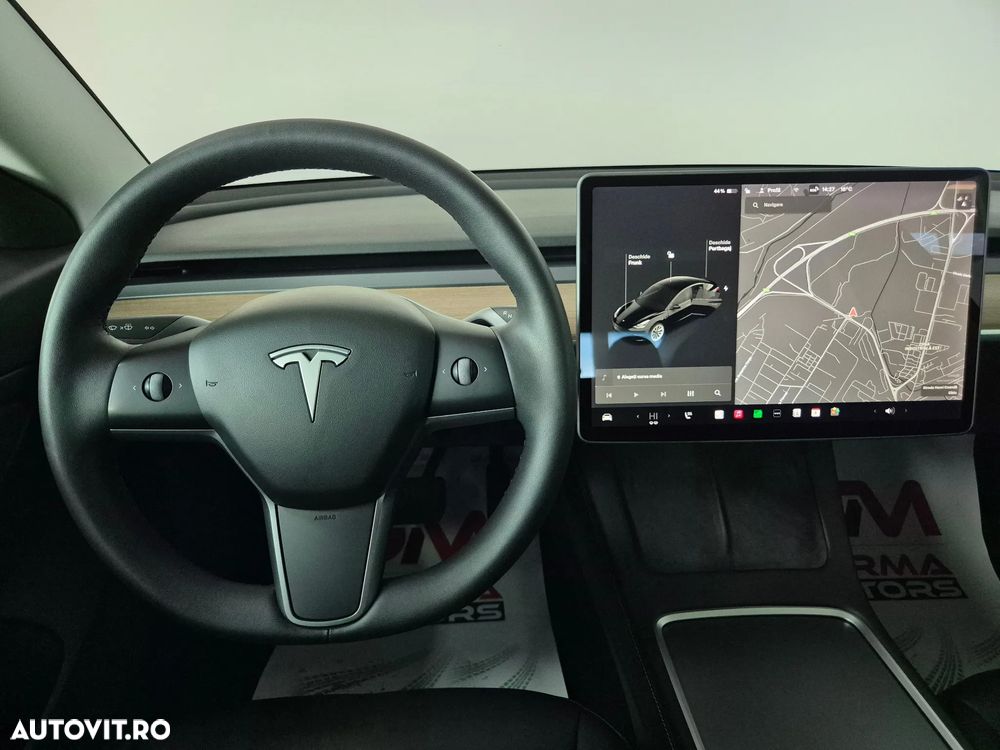 Tesla Model 3 Standard Reichweite Plus Hinterradantrieb - 12