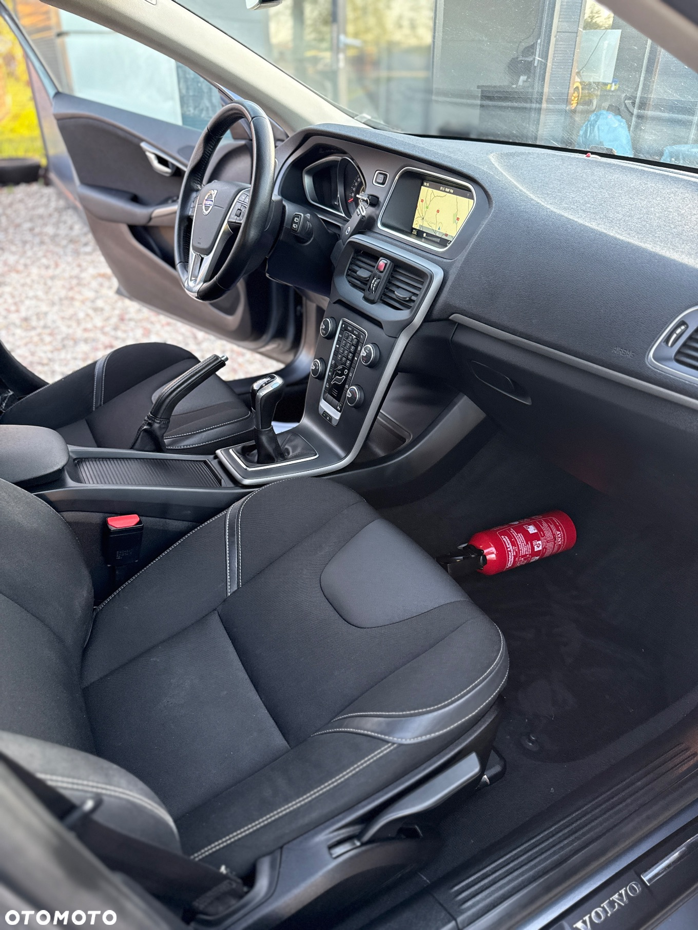 Volvo V40 D2 Drive-E Momentum - 8