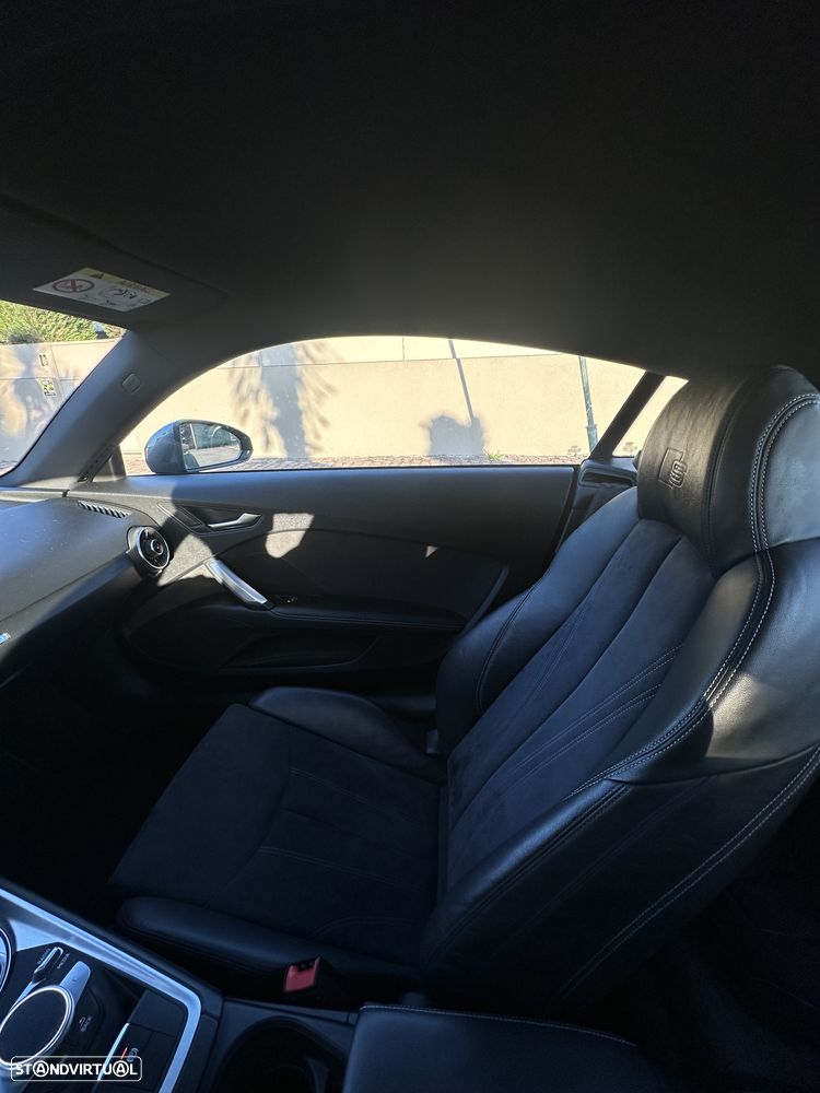 Audi TT Coupé - 4