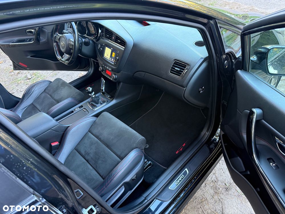 Kia Ceed 1.6 T-GDI GT-Track - 17