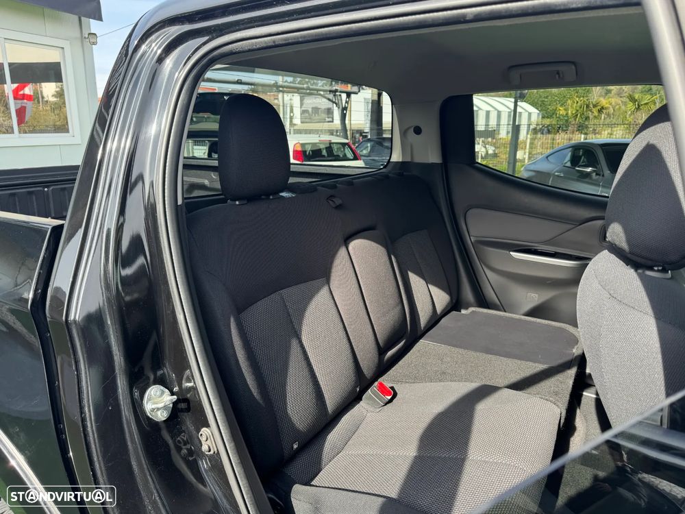 Mitsubishi L200 2.4 DI-D CD Instyle Strakar 4WD - 21