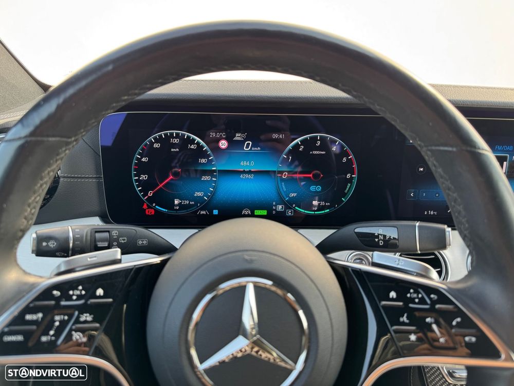Mercedes-Benz E 300 de Avantgarde 4Matic - 11