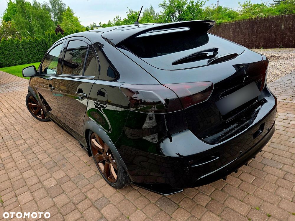 Mitsubishi Lancer - 11