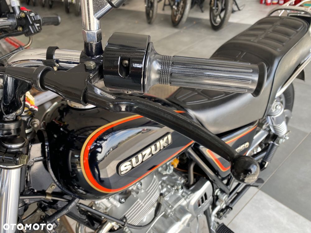 Suzuki GN - 15
