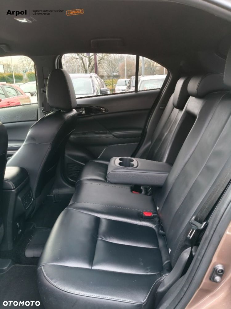 Mitsubishi Eclipse Cross 2.4 PHEV Instyle Plus - 27