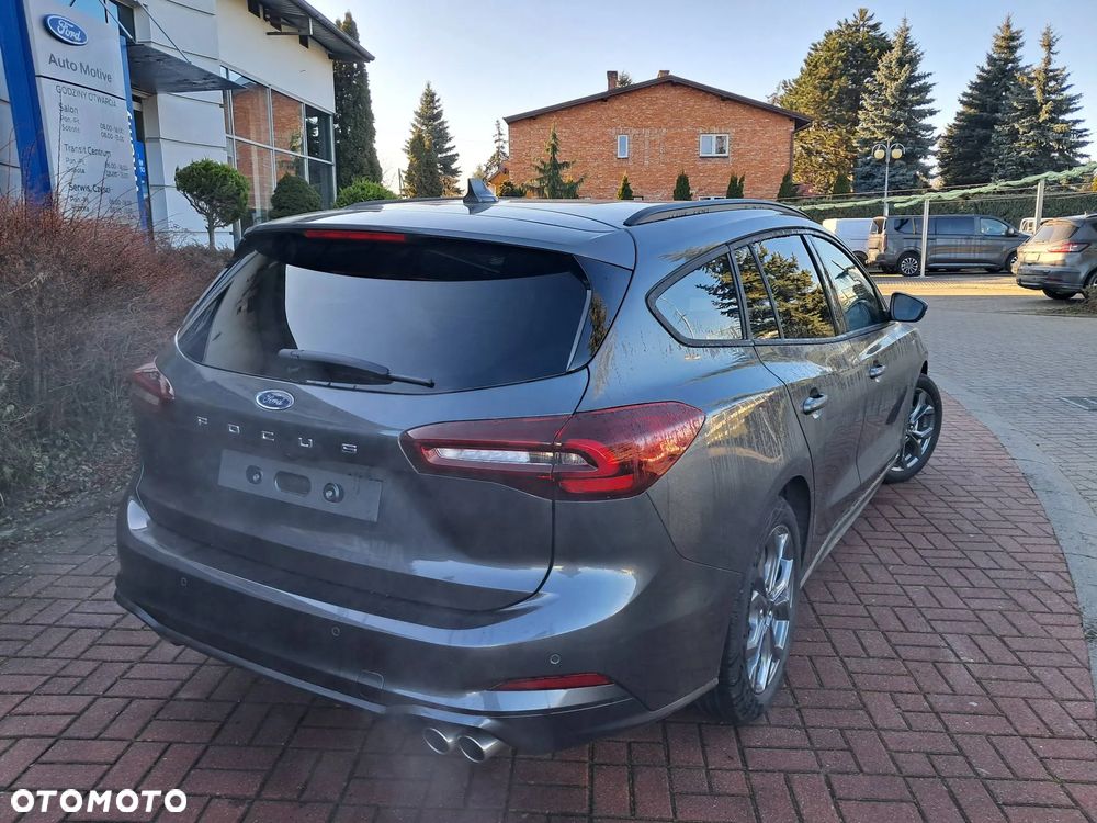 Ford Focus SW 1.0 EcoBoost mHEV ST-Line X - 10