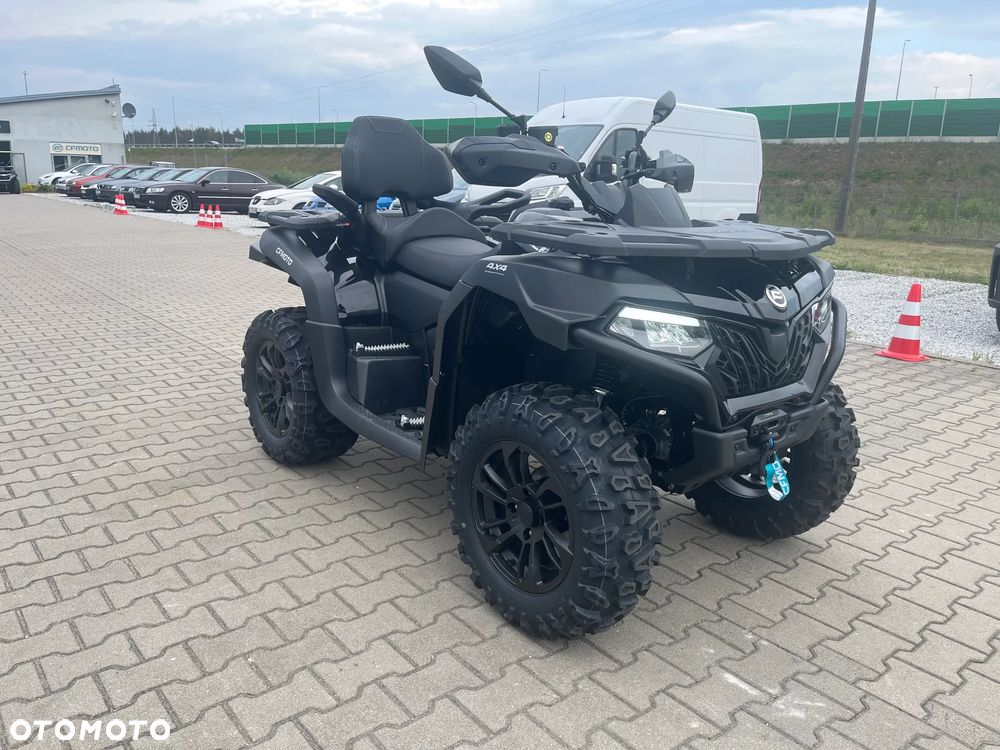CFMoto CForce - 8
