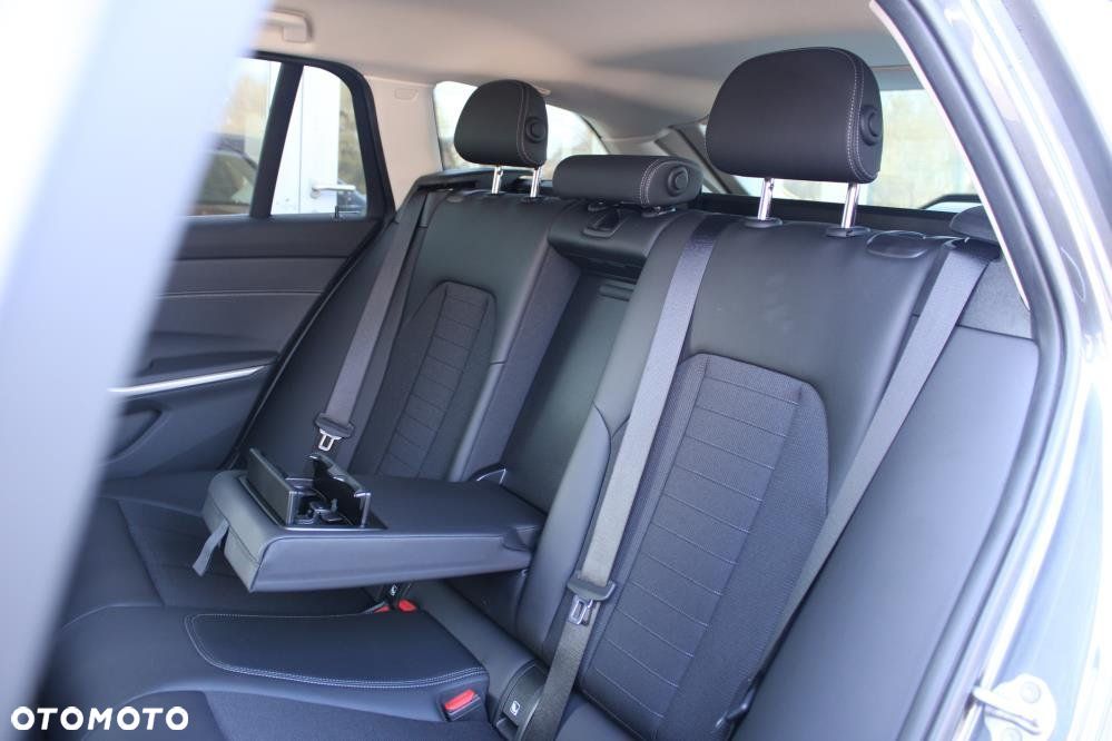 BMW Seria 3 - 12
