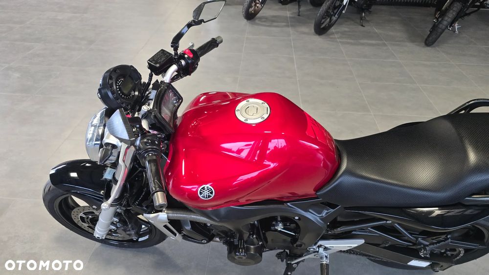 Yamaha FZ6 - 14