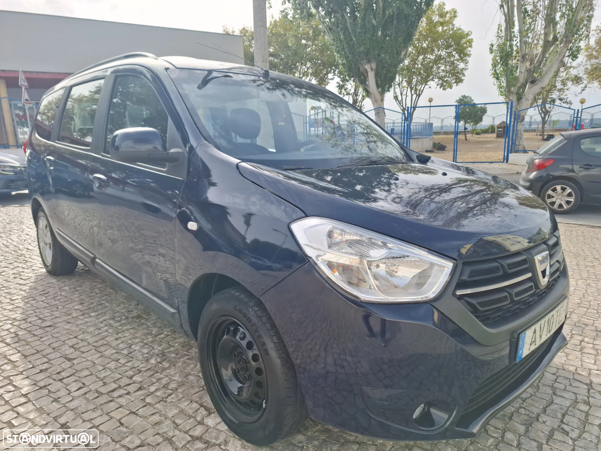 Dacia Lodgy 1.5 dCi Confort 7L - 2