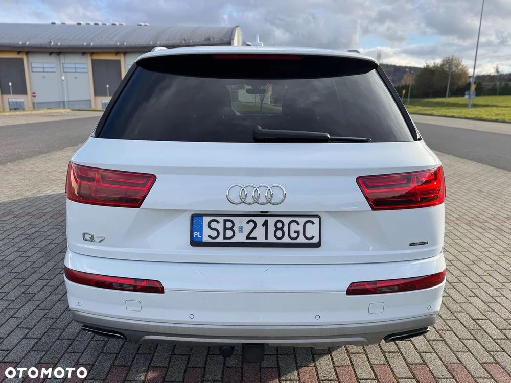 Audi Q7 3.0 TFSI Quattro Tiptronic - 13