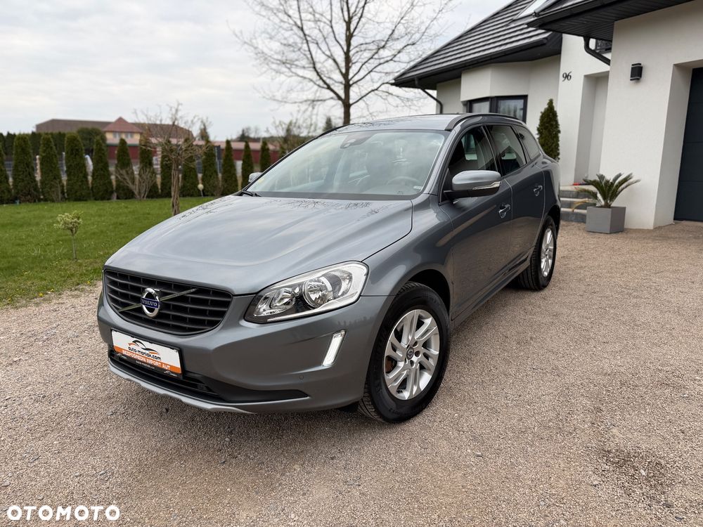 Volvo XC 60 D3 SCR Momentum - 2
