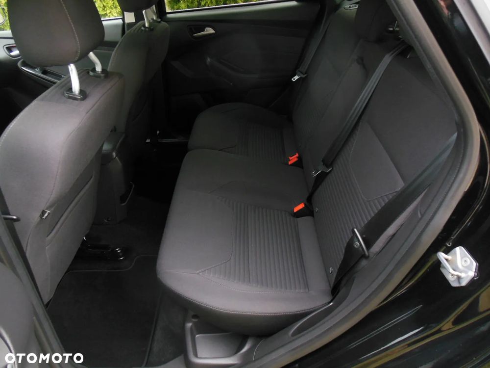 Ford Focus 1.0 EcoBoost STart-Stopp-System TITANIUM - 31