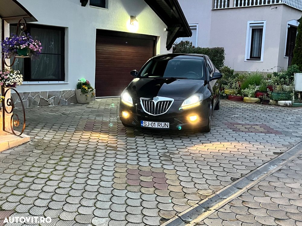 Lancia Delta 1.6 MultiJet Oro - 11