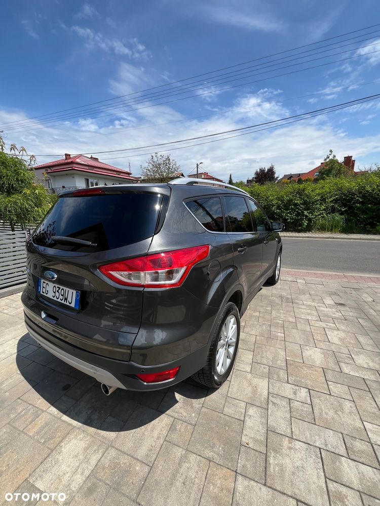 Ford Kuga 2.0 TDCi 4x4 Titanium - 16