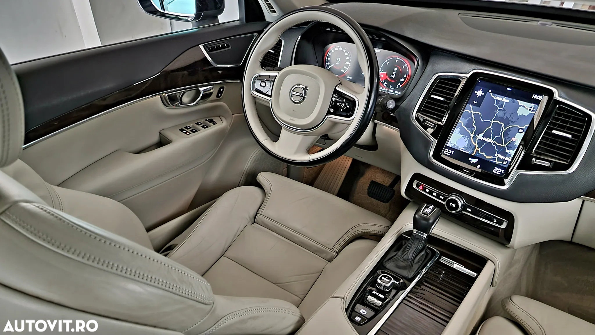 Volvo XC 90 D5 AWD Geartronic Inscription - 25