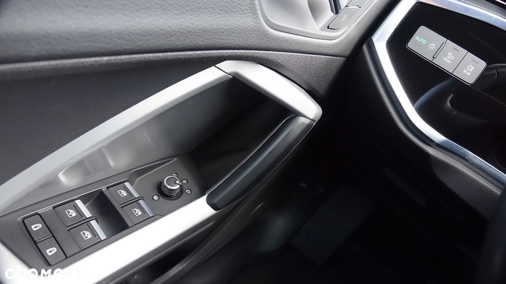 Audi Q3 Sportback - 33