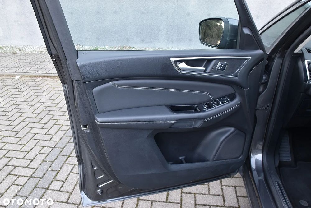 Ford S-Max 2.0 TDCi Titanium PowerShift - 30