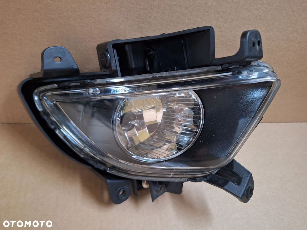 HYUNDAI I30 LIFT 09- 10-12 BDB ORYGINAŁ KPL NIE KLEJONY! DEMONTAŻ HALOGEN PRAWY W ZDERZAK PRZÓD PRZEDNI WYSYŁKA 24H - 2