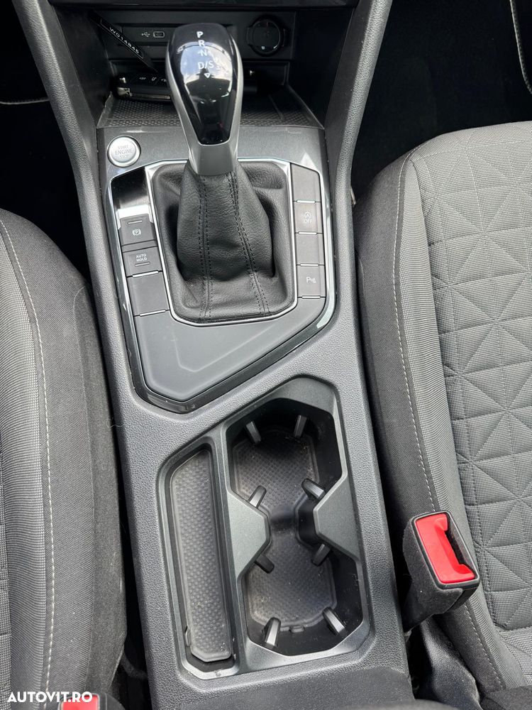 Volkswagen Tiguan 2.0 TDI SCR DSG Life - 12