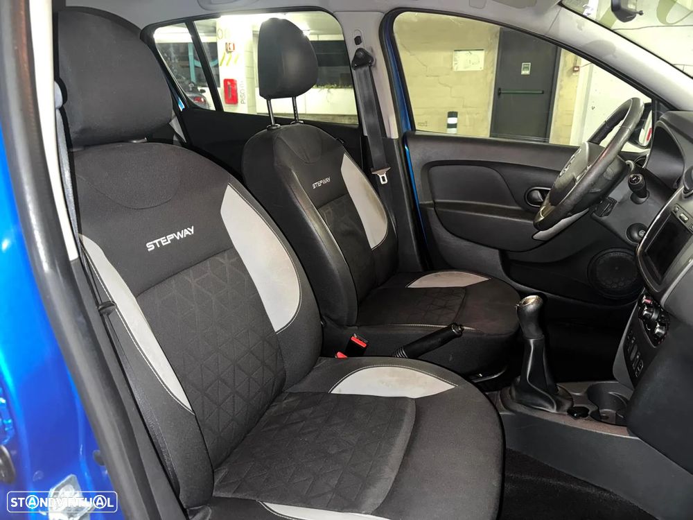 Dacia Sandero 1.5 dCi Stepway - 18