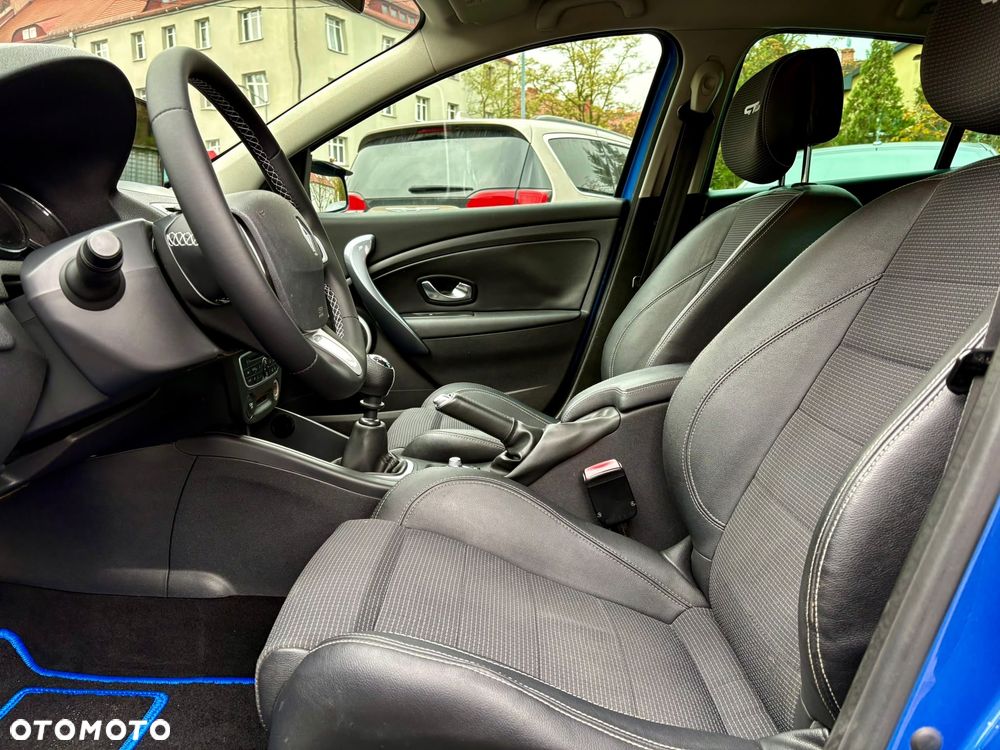 Renault Megane 1.9 dCi Color Edition - 11