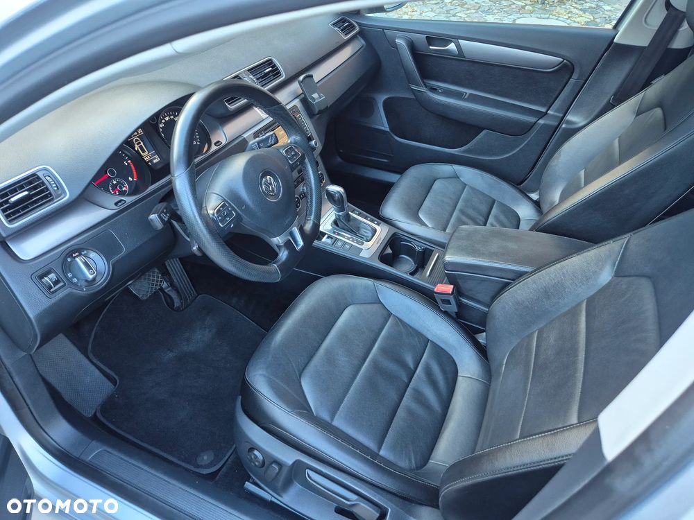 Volkswagen Passat 2.0 TDI DSG BlueMotion Technology Highline - 10