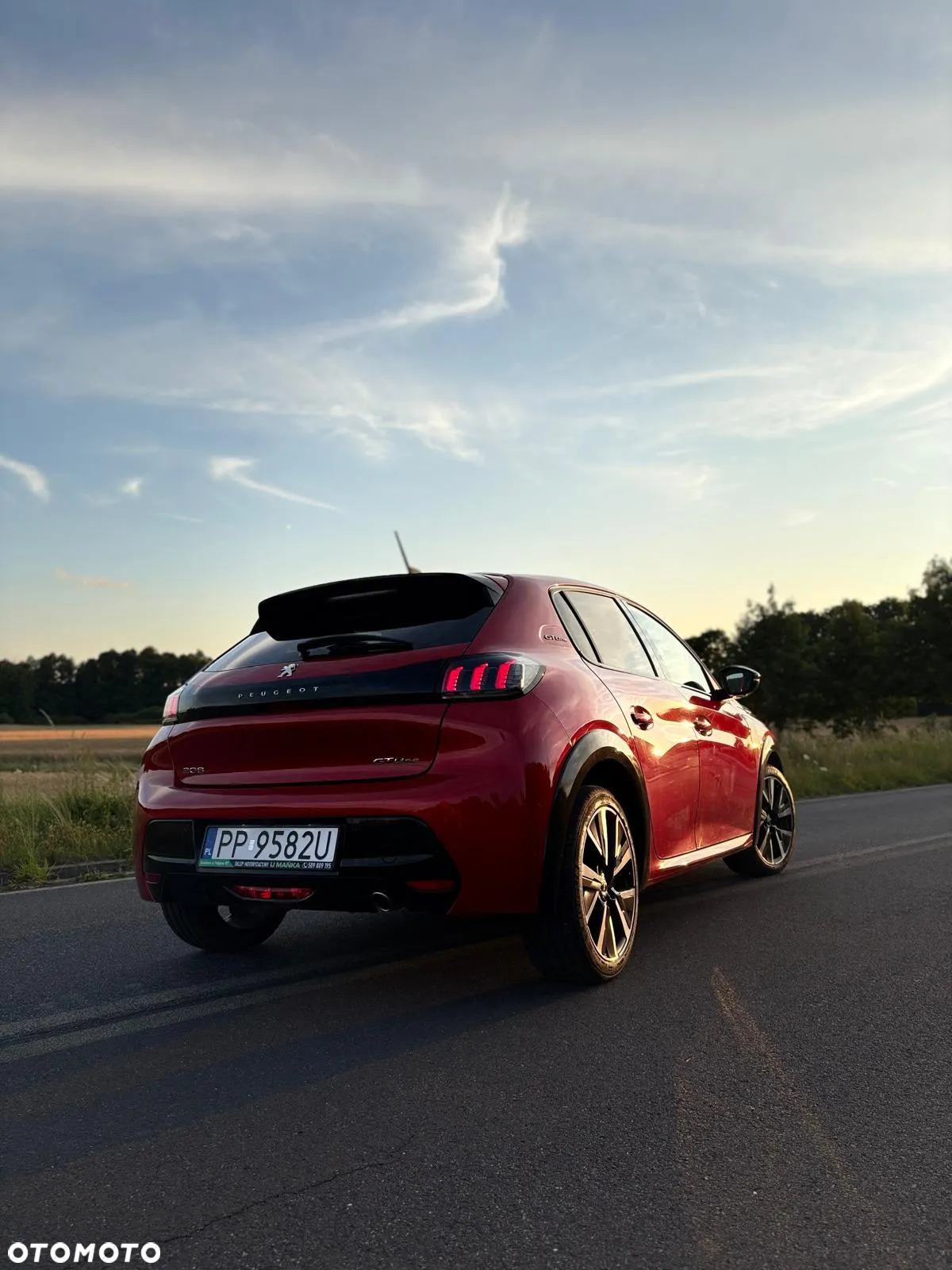Peugeot 208 PureTech 100 GT Pack - 13