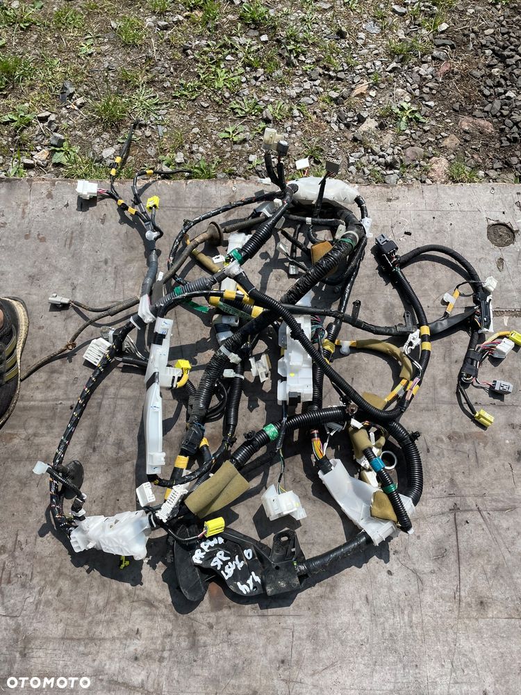 WIĄZKA LEWY I PRAWY ŚRODEK LEXUS LS460  2010-2012 - 3