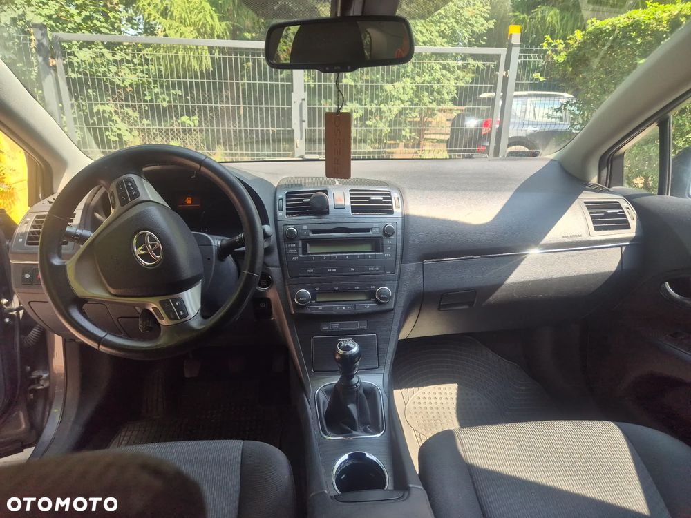 Toyota Avensis 2.0 D-4D Sol - 6