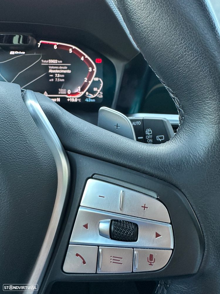 BMW 330 e Aut. Sport Line - 16