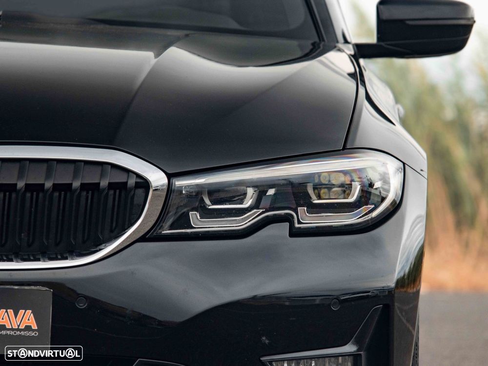 BMW 320 d Auto - 17