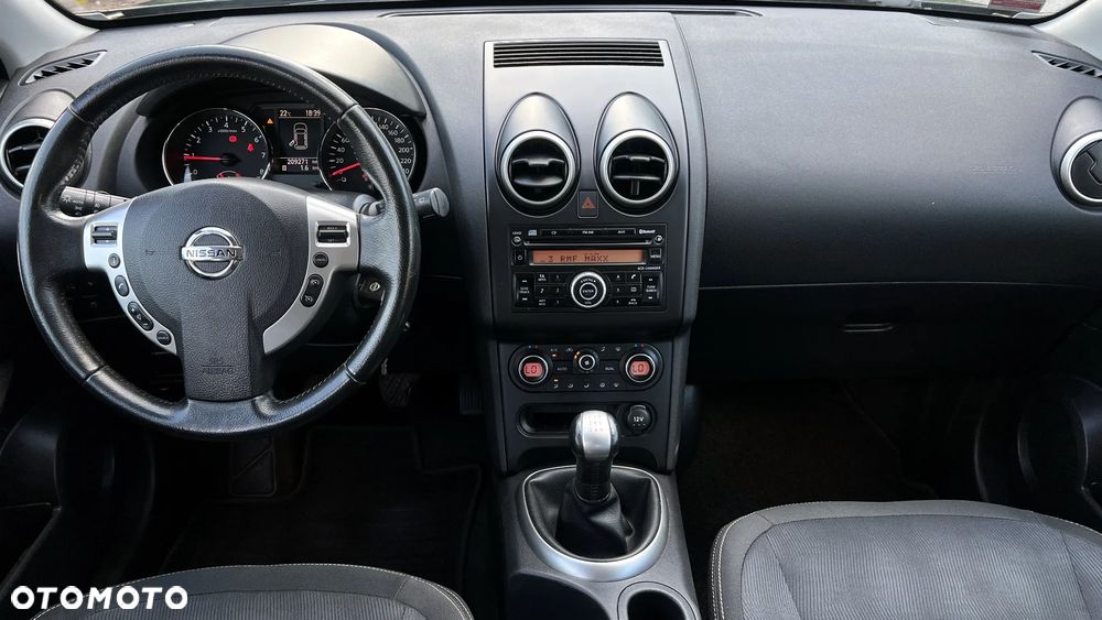 Nissan Qashqai 1.6 acenta - 19