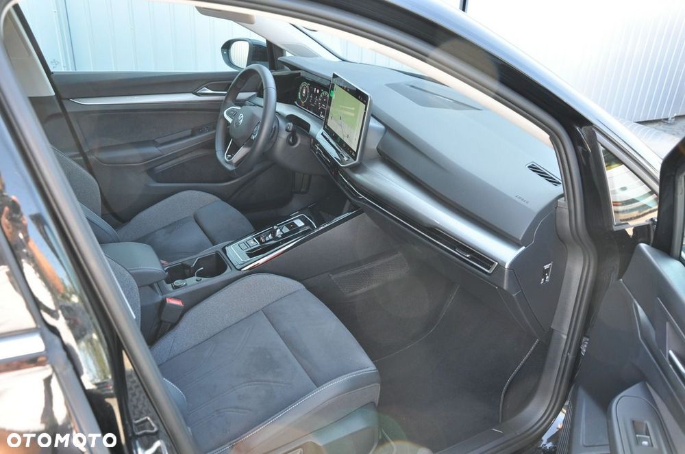 Volkswagen Golf 1.5 eTSI OPF DSG Style - 34