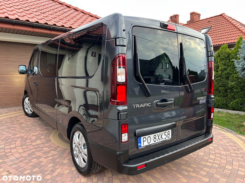 Renault Trafic - 26