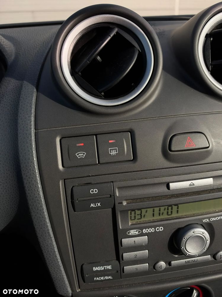Ford Fiesta 1.4 Style - 12