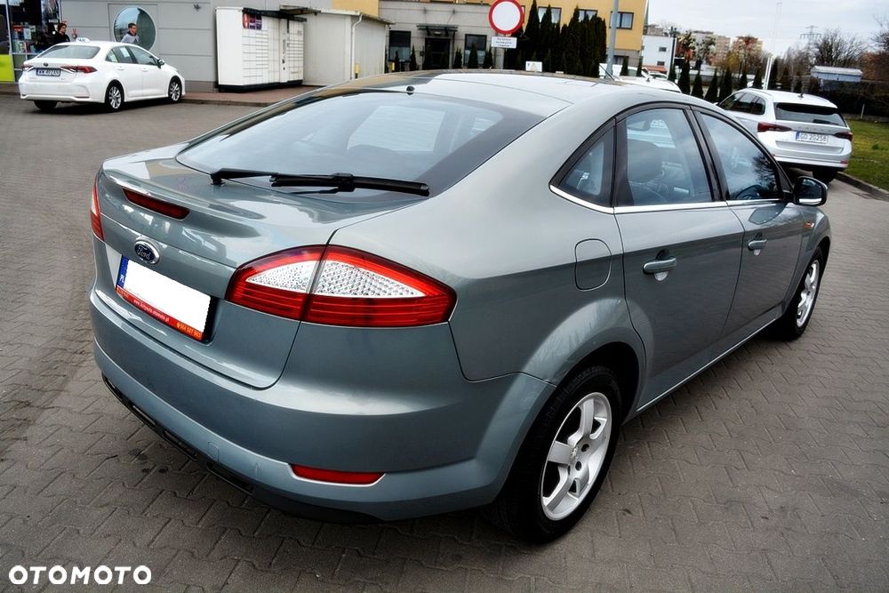 Ford Mondeo 2.0 TDCi Titanium X - 13