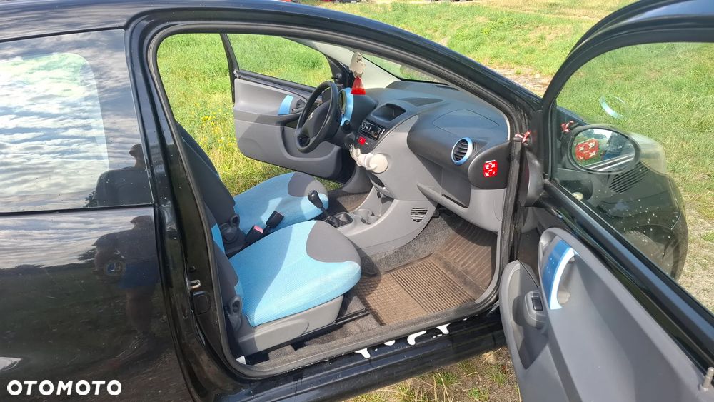 Peugeot 107 1.0 Happy - 10