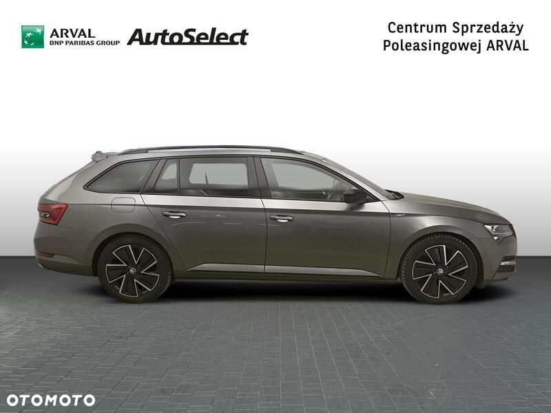 Skoda Superb 2.0 TSI Sportline DSG - 7