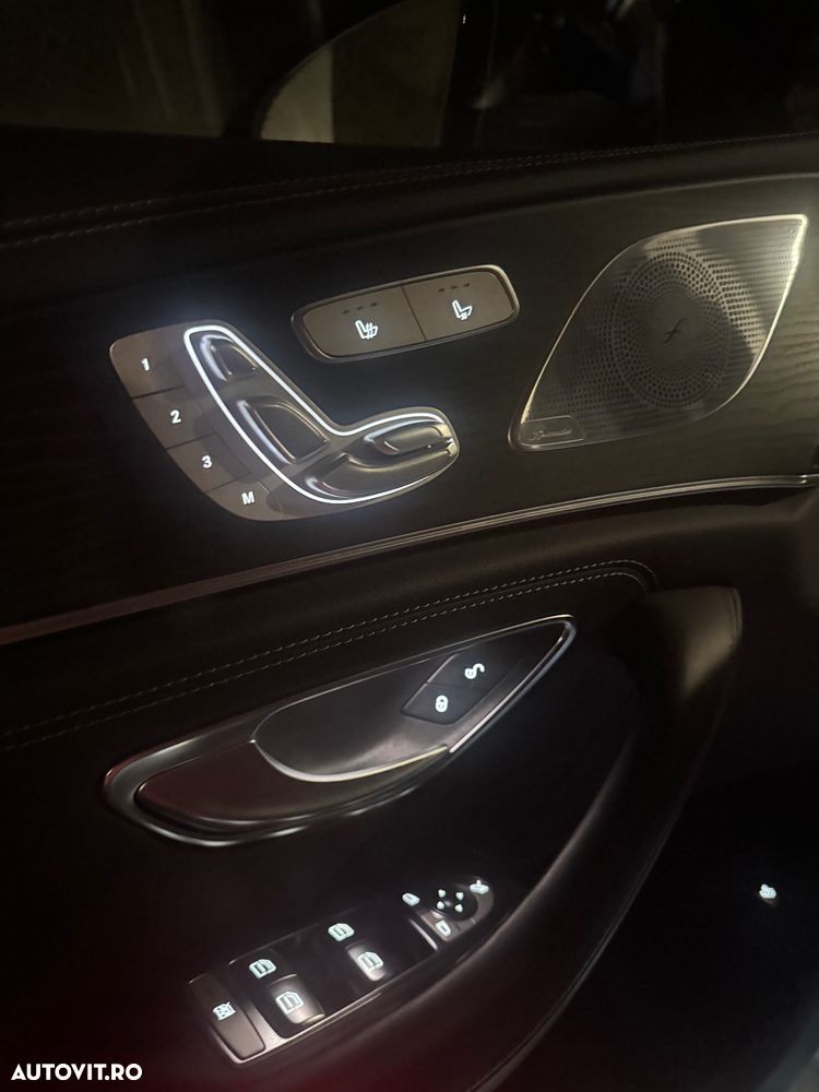 Mercedes-Benz CLS - 10