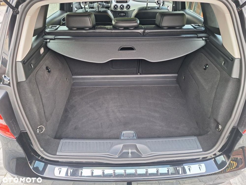 Mercedes-Benz Klasa B 180 CDI (BlueEFFICIENCY) 7G-DCT - 6