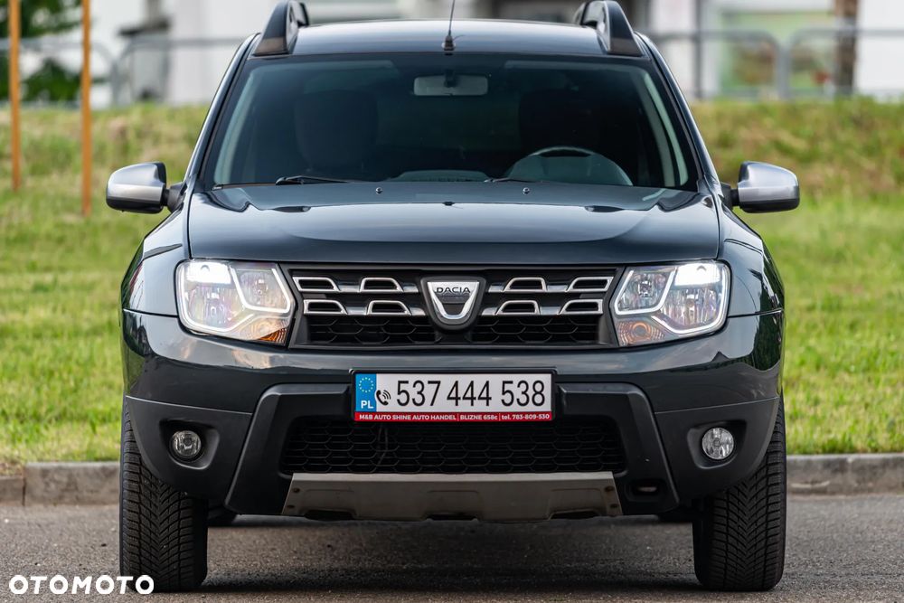 Dacia Duster 1.6 SCe Blackshadow S&S - 13