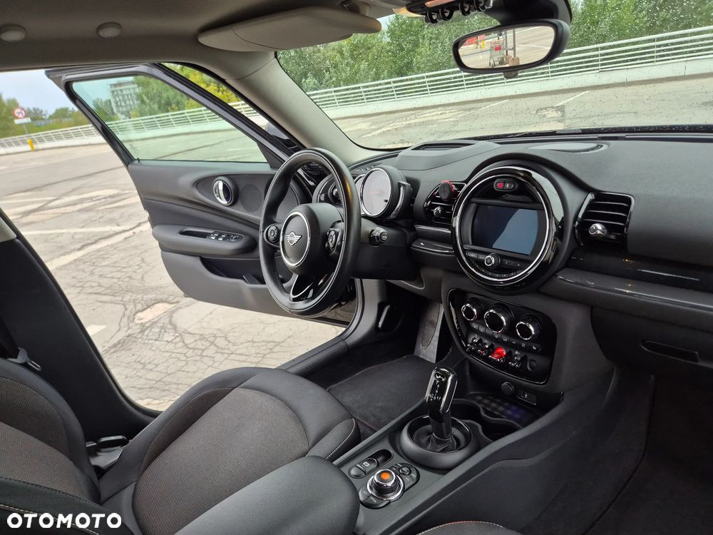 MINI Clubman Cooper D Essential Trim - 11