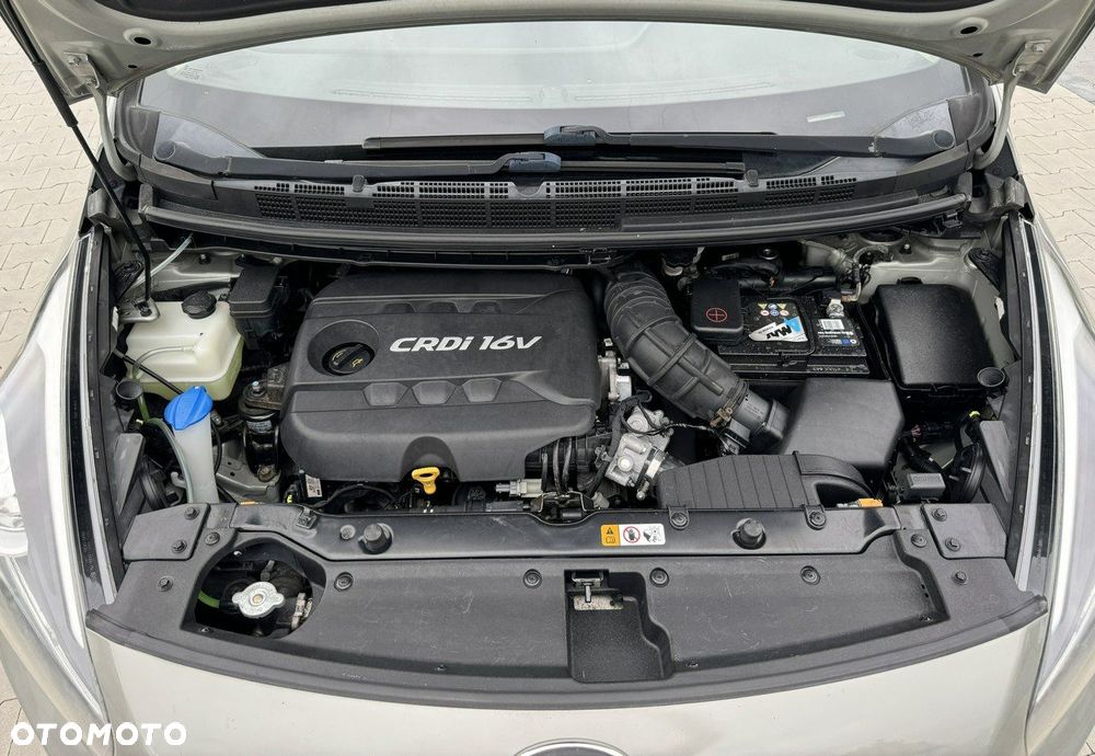 Kia Carens 1.7 CRDi Vision - 4